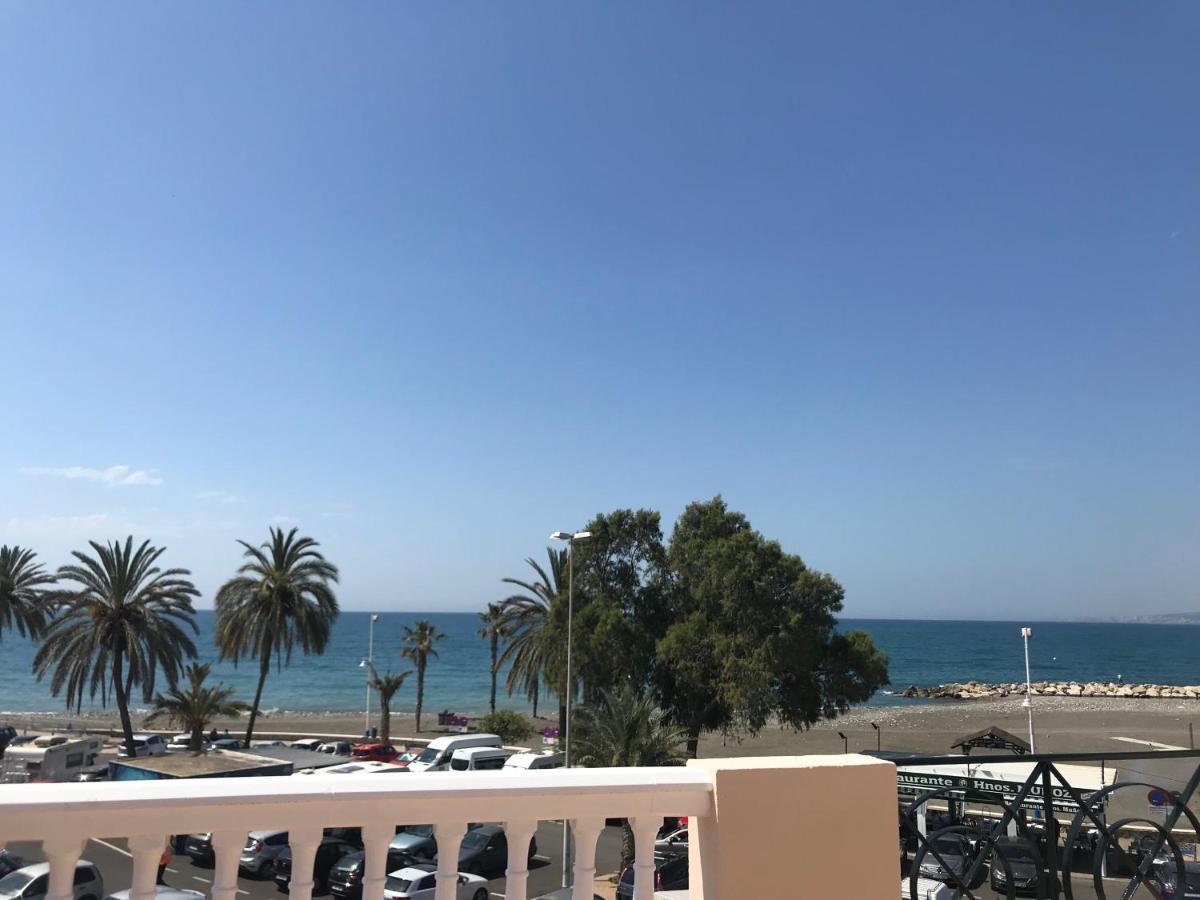 Soek Pedregalejo Seafront Holidays Homes Malaga Exterior photo